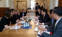 Vietnamese, Czech officials discuss bilateral relations