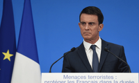 France split by Constitutional amendment on deprivation of citizenship 