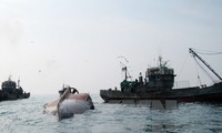 Indonesia continues to sink foreign boats to stop illegal fishing