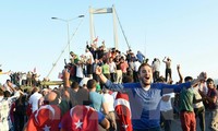 Military coup in Turkey being crushed