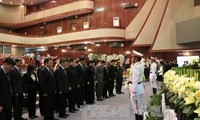  Prime Minister pays tribute to former Lao leader 