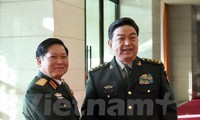 Vietnamese, Chinese military officials determined to lift bilateral ties to new height