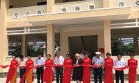 US provides more assistance to Vietnamese localities