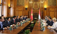 Vietnam wants to develop multi-faceted relations with Hungary