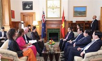 PM Pham Minh Chinh holds talks with Parliament Speaker, Governor-General of New Zealand