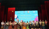 Indian folk-dance troupe on tour of Vietnam