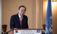 联合国秘书长潘基文呼吁重视家庭的作用