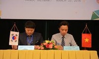 越南与韩国讨论促进贸易投资合作的措施