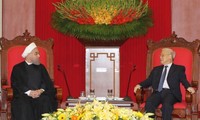 阮富仲会见伊朗总统鲁哈尼