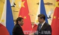 中国国家主席习近平与菲律宾总统杜特尔特举行会谈