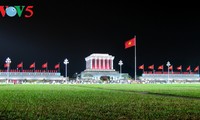 Không khí đêm giao thừa tại Hà Nội