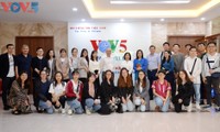 Ban Đối ngoại VOV5 gặp gỡ sinh viên Học viện Báo chí và Tuyên truyền