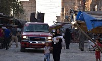 Syrie: le premier convoi humanitaire onusien entre dans Deir ez-Zor
