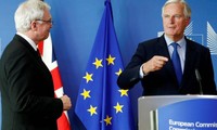 Brexit: Michel Barnier ne veut pas tout mélanger