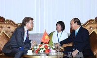 Nguyen Xuan Phuc rencontre des diplomates étrangers 