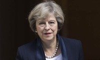 Theresa May défend un statu quo pendant la transition post-Brexit