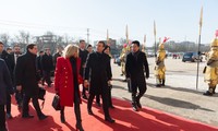 Emmanuel Macron lance son voyage en Chine
