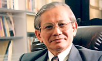 L’historien Phan Huy Lê est décédé