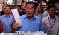 Le Parti du peuple cambodgien revendique une victoire écrasante des législatives