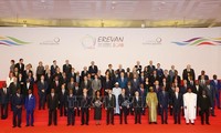 Pham Bình Minh au 17e Sommet de la Francophonie en Arménie