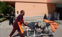 Afghanistan: un bus saute sur une bombe, au moins 28 morts