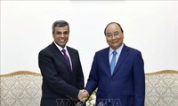 Nguyên Xuân Phuc reçoit le ministre koweïtien du Pétrole et de l’Électricité