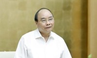Nguyên Xuân Phuc évalue les projets de coopération avec le Laos et le Cambodge
