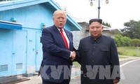 Kim Jong-un prêt à rencontrer Donald Trump en décembre