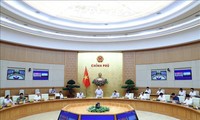 Nguyên Xuân Phuc : Le Vietnam doit maintenir un niveau de vigilance élevé face au Covid-19