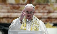 Pâques sous le signe de la pandémie, le pape appelle le monde à partager les vaccins
