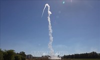 Salve de roquettes vers Israël, frappes aériennes sur Gaza