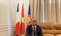 Conférence de promotion du commerce et du tourisme entre le Vietnam et la France