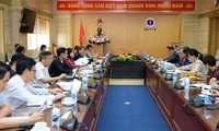 Industries pharmaceutiques: le Vietnam renforce la coopération avec deux pays d’Asie du Nord-Est