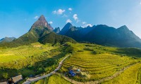 Vẻ đẹp dãy núi Chu Va, Lai Châu