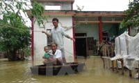 中部の洪水被害者に義捐金456億ドンを支援