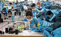 ベトナムの紡績縫製部門 成長の維持に取り組む
