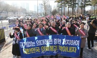 医学部定員増に反対する集会、韓国 医師ら4万人参加