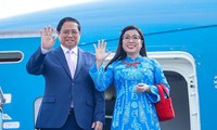 チン首相夫妻 韓国公式訪問に臨む