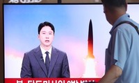 朝鮮　「超大型弾頭」ミサイル試験発射“成功”