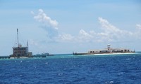 Kunjungan pokja Angkatan Laut Vietnam ke kabupaten pulau Truong Sa