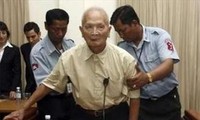 审判前红色高棉头目的特别法庭开庭审理乔森潘、农谢和瑛萨利