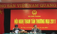 阮晋勇出席2011年商务参赞会议