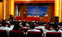 越南劳动总联合会十届执委会八次会议在河内开幕