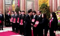 张晋创任命17名最高人民法院审判员