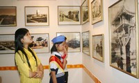 “越南古今建筑”画展在泰国举行