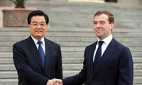 中俄一致同意进一步加强双边关系