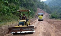 沙特阿拉伯向越南发展农村交通项目提供3700万美元援助