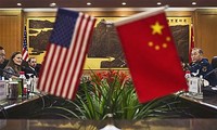 中美承诺推动双边关系