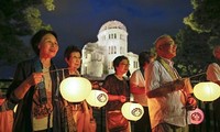 日本举行和平仪式纪念广岛原子弹爆炸67周年
