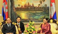 阮春福结束对柬埔寨的访问